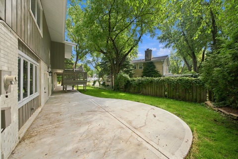 Tiny photo for 1117 Barberry Court, Downers Grove, IL 60515 (MLS # 12763044)