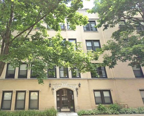7059 N Damen Avenue 2N Chicago IL 60645