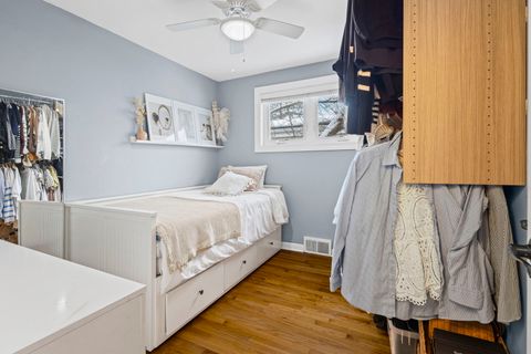 Tiny photo for 42 W Taylor Road, Lombard, IL 60148 (MLS # 12533611)