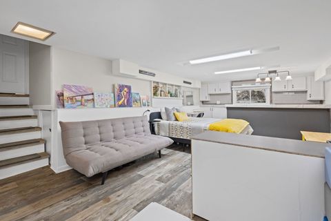 Tiny photo for 42 W Taylor Road, Lombard, IL 60148 (MLS # 12533611)