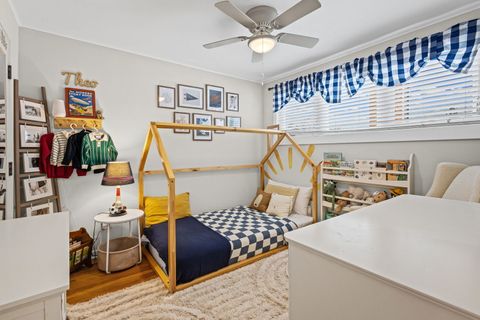 Tiny photo for 42 W Taylor Road, Lombard, IL 60148 (MLS # 12533611)