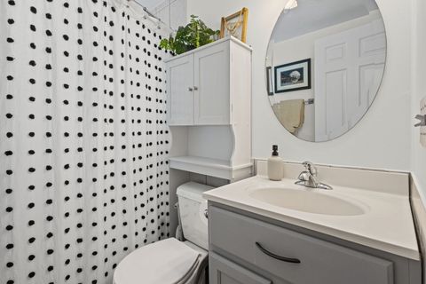 Tiny photo for 42 W Taylor Road, Lombard, IL 60148 (MLS # 12533611)