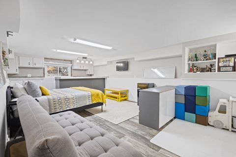 Tiny photo for 42 W Taylor Road, Lombard, IL 60148 (MLS # 12533611)