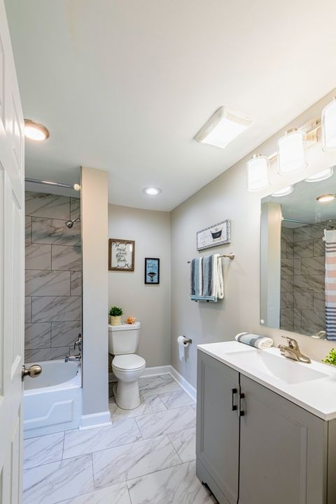 Tiny photo for Brookfield, IL 60513 (MLS # 12518086)