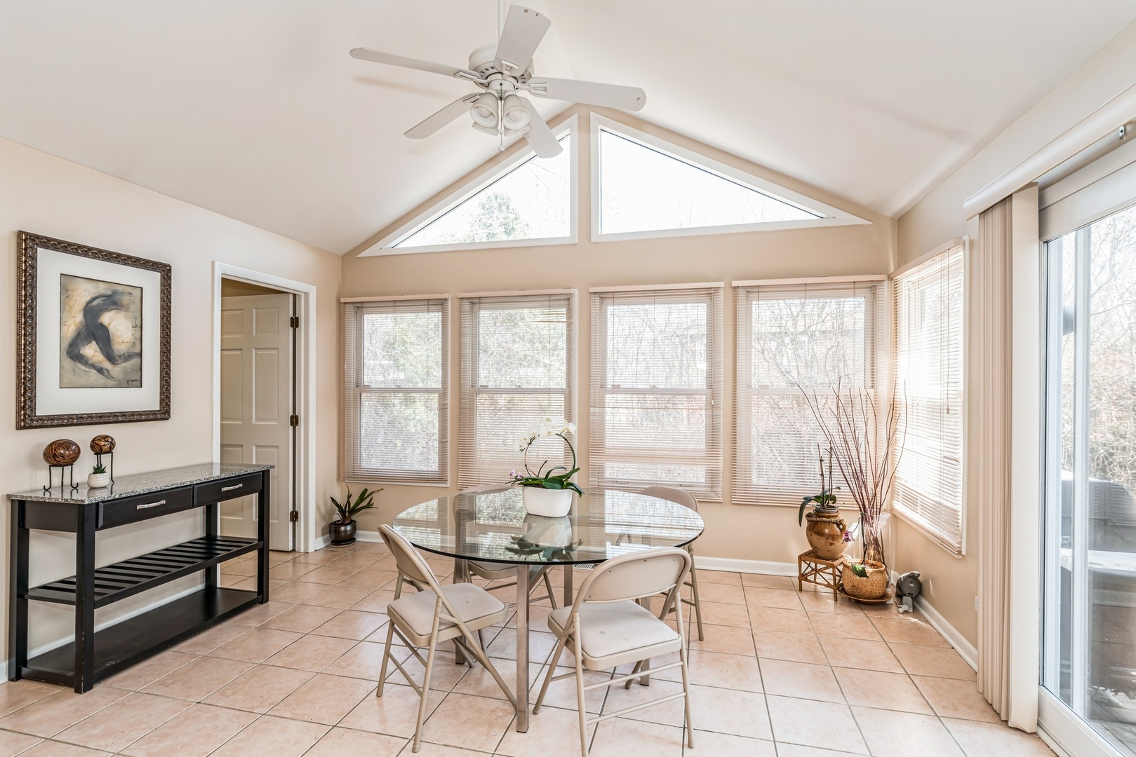 2979 Lexington Lane