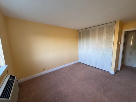 Tiny photo for 1375 Rebecca Drive #302, Hoffman Estates, IL 60169 (MLS # 12681689)