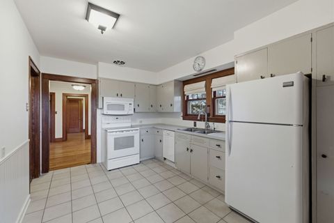 Tiny photo for 111 Oak Street, Frankfort, IL 60423 (MLS # 12587219)