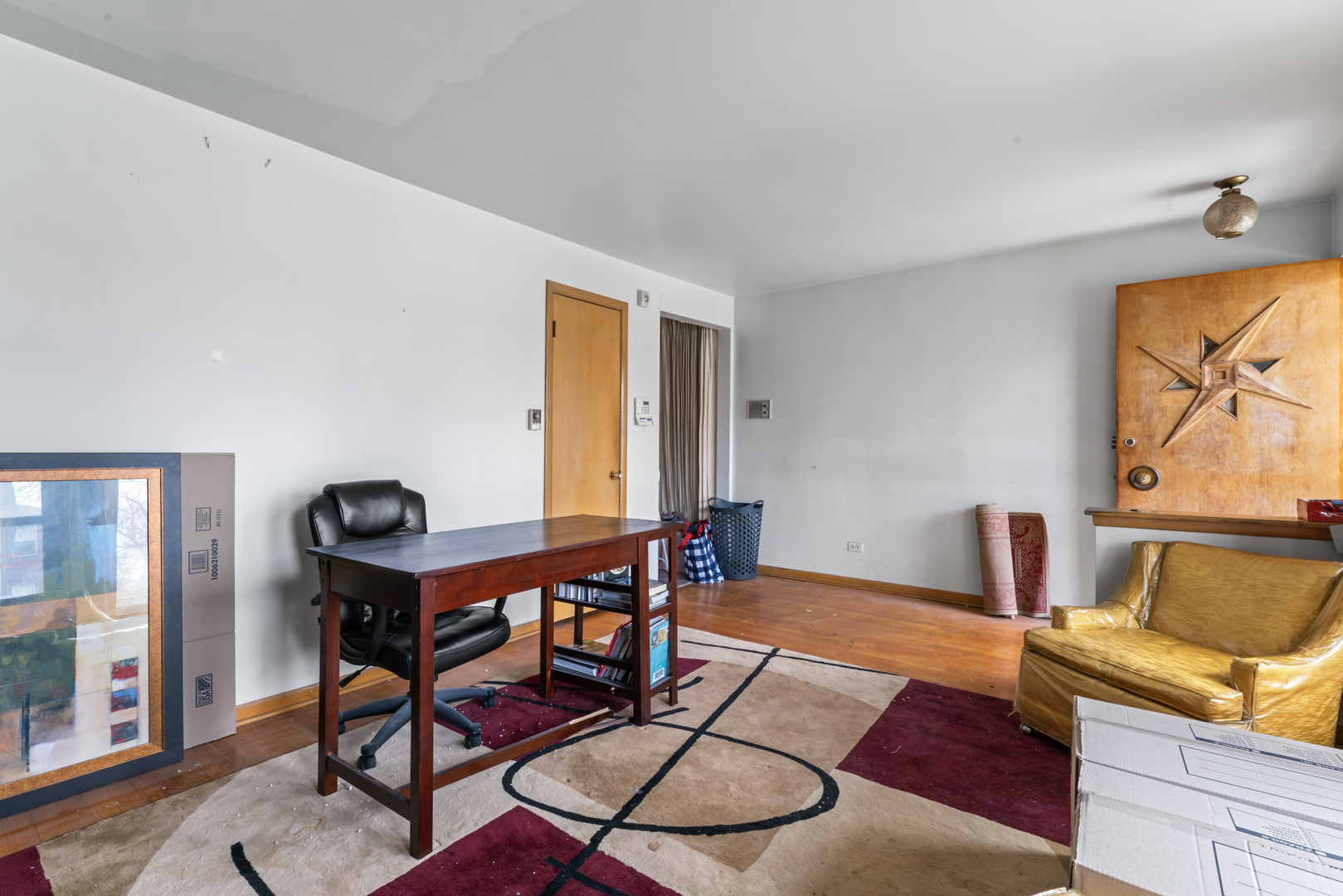 733 E 90th Street