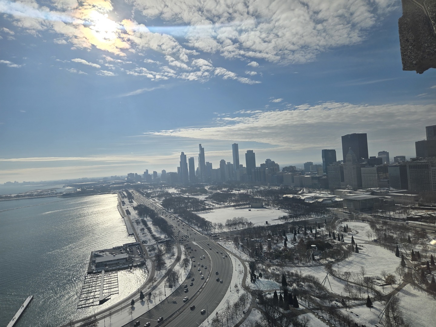 400 E RANDOLPH Street 3905