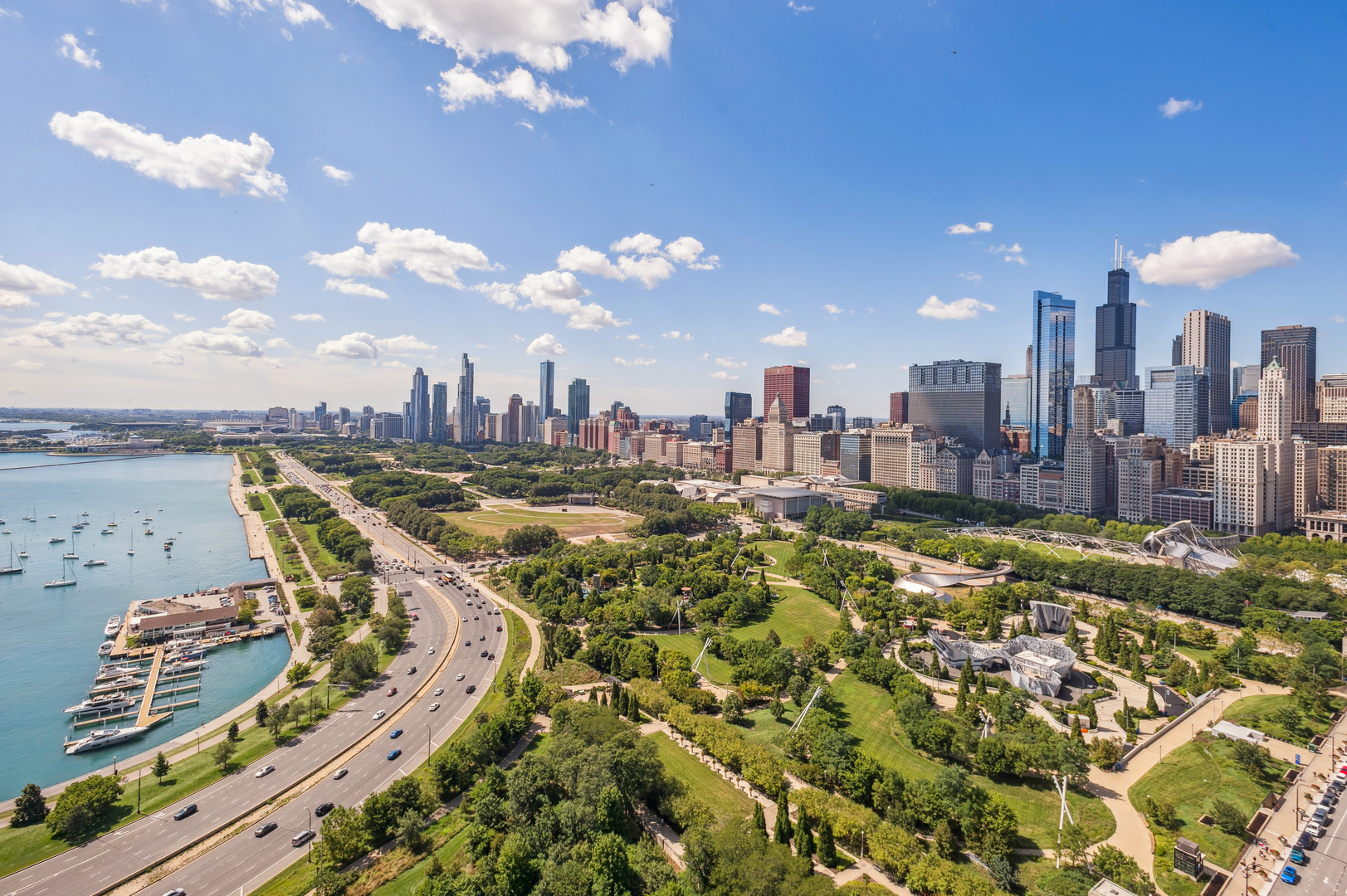 Chicago, Illinois 60601, United States, 1 Bedroom Bedrooms, ,1 BathroomBathrooms,Residential,Active,208753