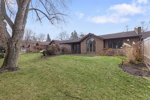 Tiny photo for 1764 Jefferson Avenue, Glenview, IL 60025 (MLS # 12543207)