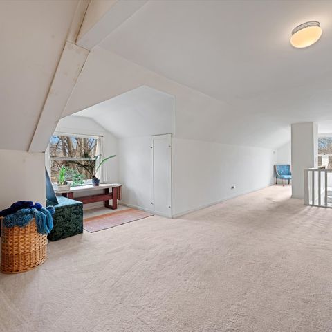 Tiny photo for 2500 Thayer Street, Evanston, IL 60201 (MLS # 12571351)