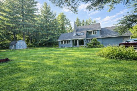 10905 Breezy Lawn Road Spring Grove IL 60081