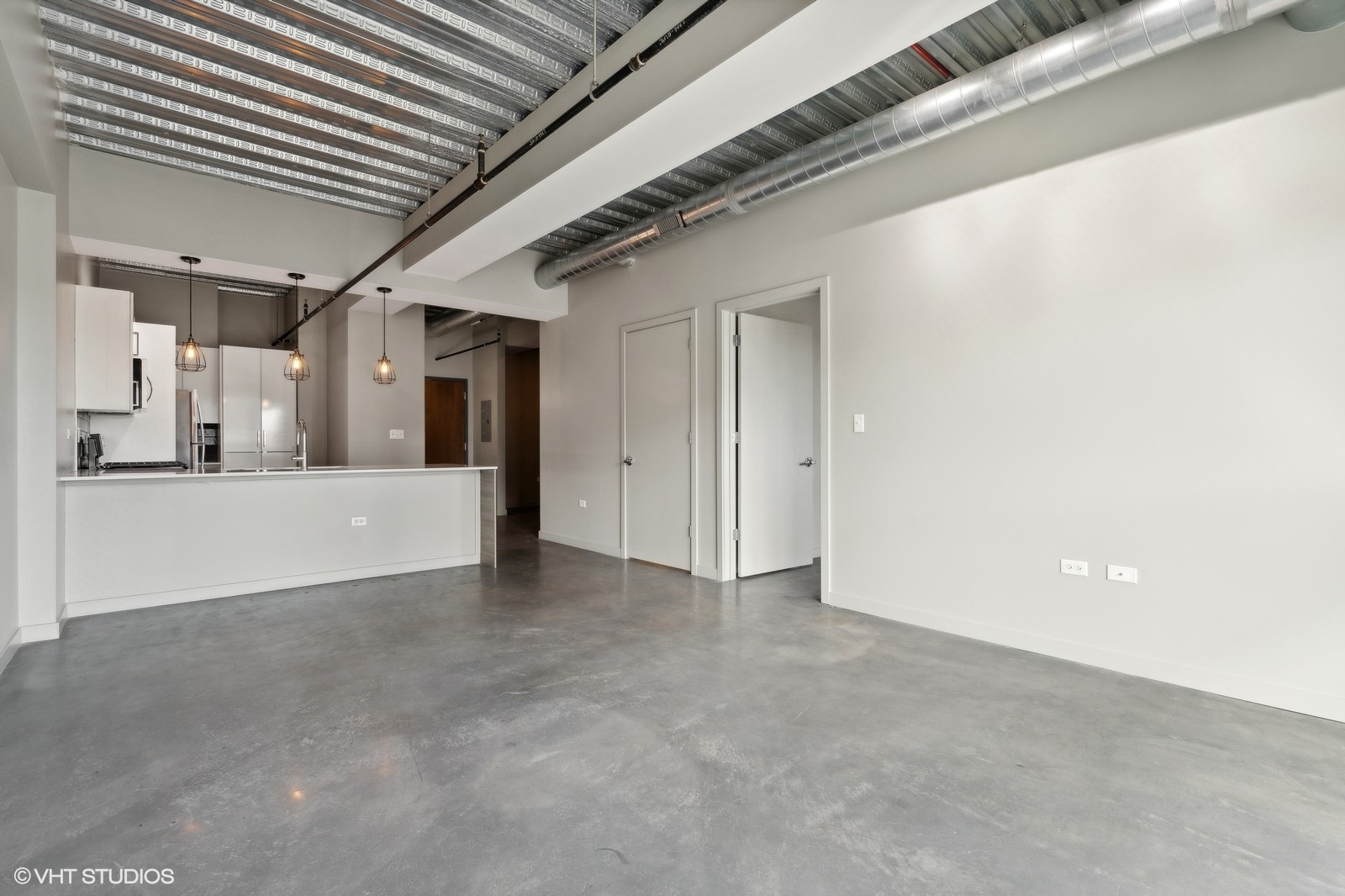 1241 N MILWAUKEE Avenue 601