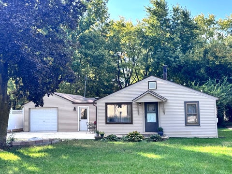 Photo of 1607 Airport Road, Urbana, IL 61802 (MLS # 12770934)