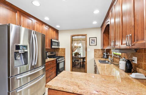 Tiny photo for 3700 W 120th Place, Alsip, IL 60803 (MLS # 12690028)