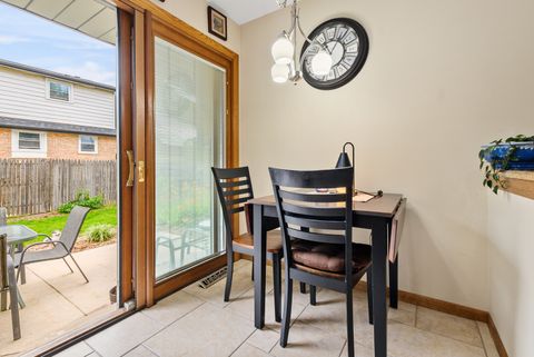 Tiny photo for 3700 W 120th Place, Alsip, IL 60803 (MLS # 12690028)