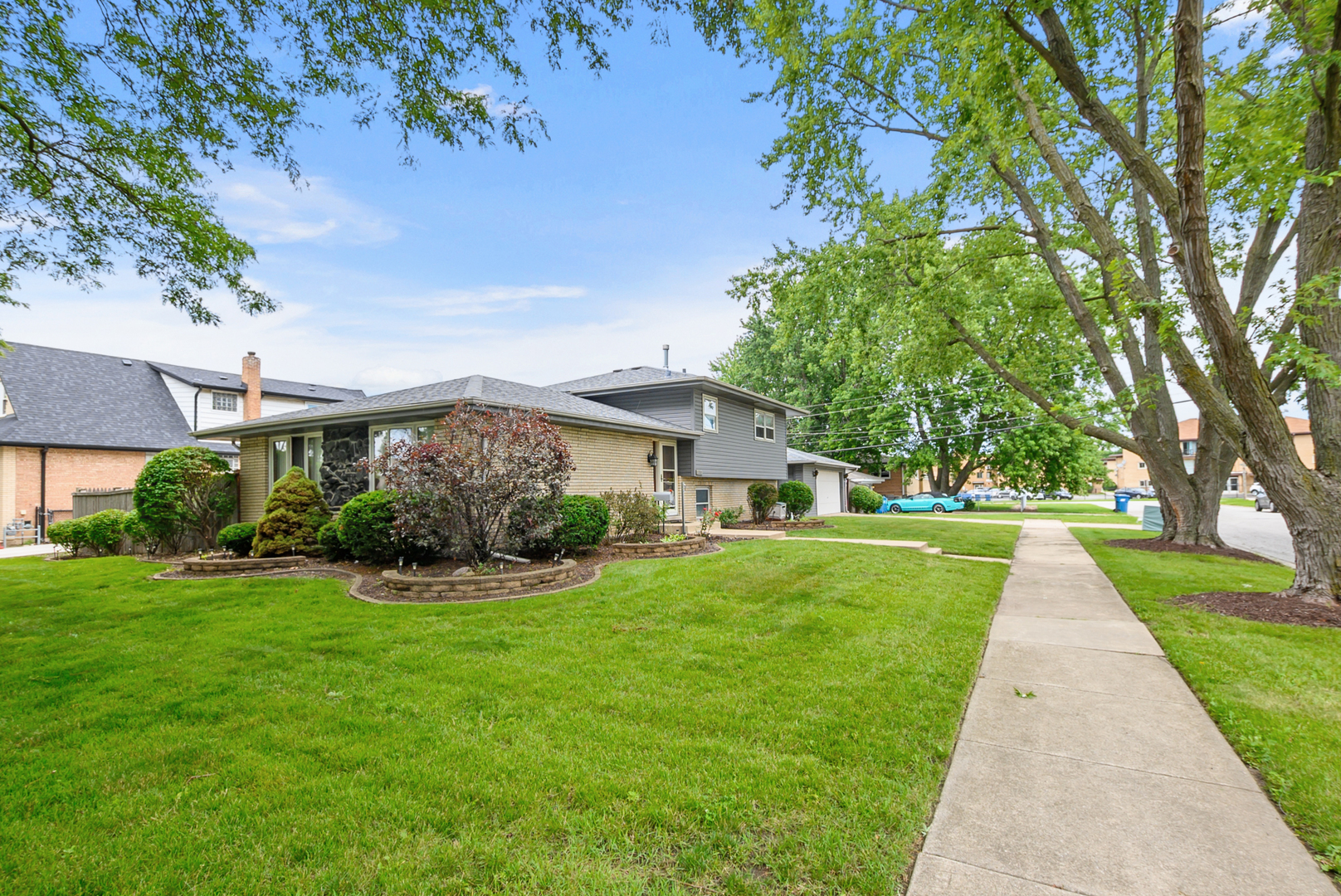 3700 W 120th Place