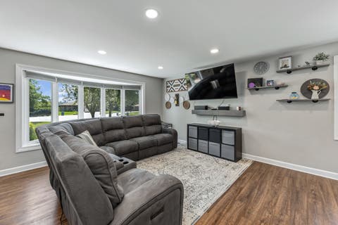 Tiny photo for 2422 Chippewa Court, Lisle, IL 60532 (MLS # 12695529)