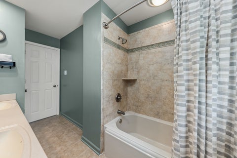 Tiny photo for 2422 Chippewa Court, Lisle, IL 60532 (MLS # 12695529)