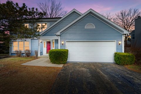 Photo of 608 Carriage HIll Road, Island Lake, IL 60042 (MLS # 12543223)