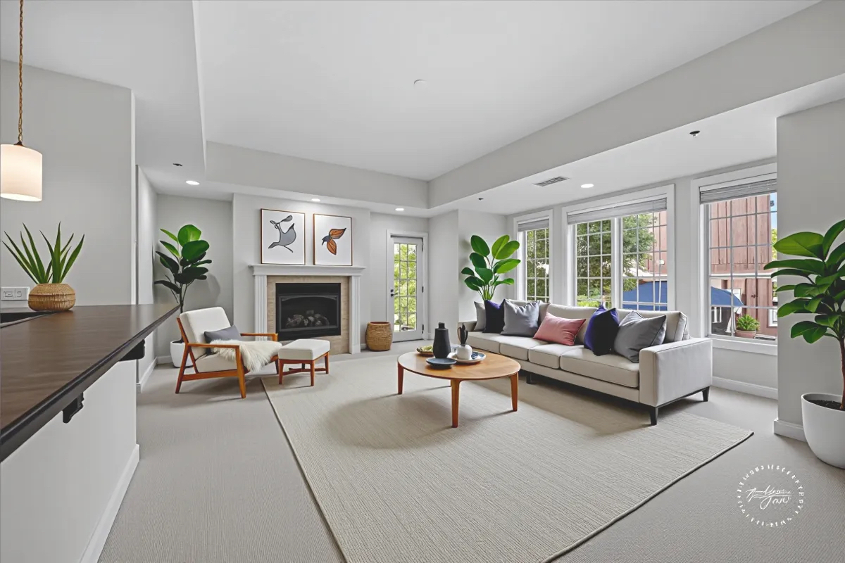 450 S 1ST Street 208