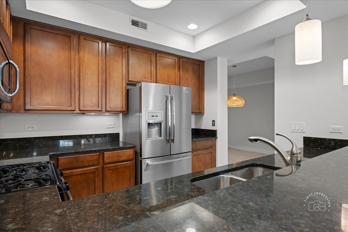 450 S 1ST Street 208