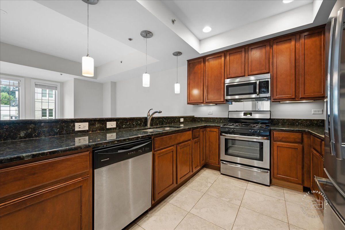 450 S 1ST Street 208