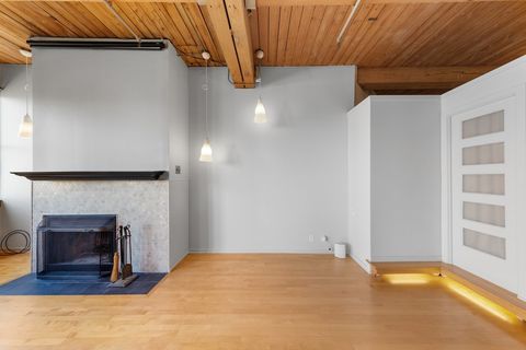 Tiny photo for 913 W Van Buren Street #4C, Chicago, IL 60607 (MLS # 12456629)