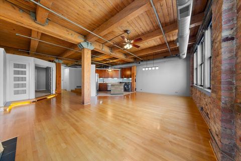 Tiny photo for 913 W Van Buren Street #4C, Chicago, IL 60607 (MLS # 12456629)