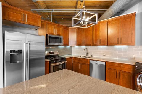Tiny photo for 913 W Van Buren Street #4C, Chicago, IL 60607 (MLS # 12456629)