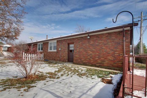 Tiny photo for 523 Temple Street, Quincy, IL 62305 (MLS # 12530777)