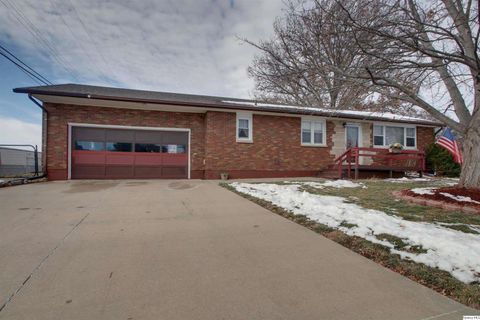 Photo of 523 Temple Street, Quincy, IL 62305 (MLS # 12530777)