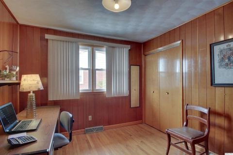 Tiny photo for 523 Temple Street, Quincy, IL 62305 (MLS # 12530777)