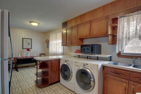 Tiny photo for 523 Temple Street, Quincy, IL 62305 (MLS # 12530777)