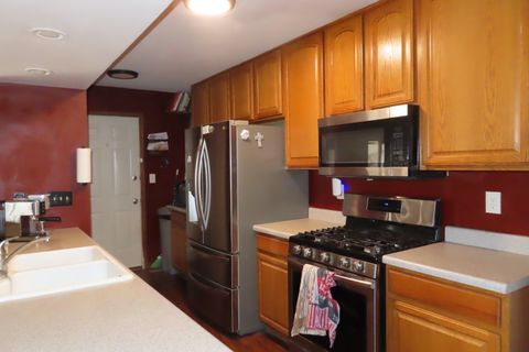 Tiny photo for 509 Silbury Court, McHenry, IL 60050 (MLS # 12594387)