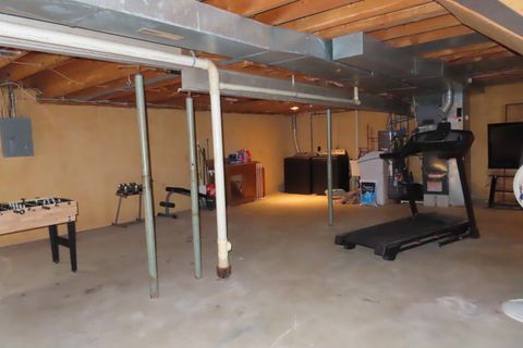 Tiny photo for 509 Silbury Court, McHenry, IL 60050 (MLS # 12594387)