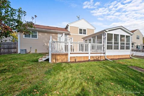 Tiny photo for 105 Canton Lane, Streamwood, IL 60107 (MLS # 12505643)