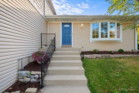 Tiny photo for 105 Canton Lane, Streamwood, IL 60107 (MLS # 12505643)