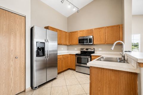 Tiny photo for 1623 Silverstone Drive #1623, Carpentersville, IL 60110 (MLS # 12700525)