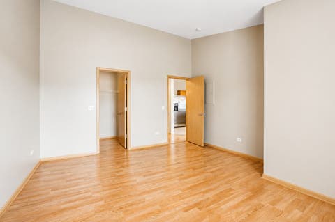 Tiny photo for 1623 Silverstone Drive #1623, Carpentersville, IL 60110 (MLS # 12700525)