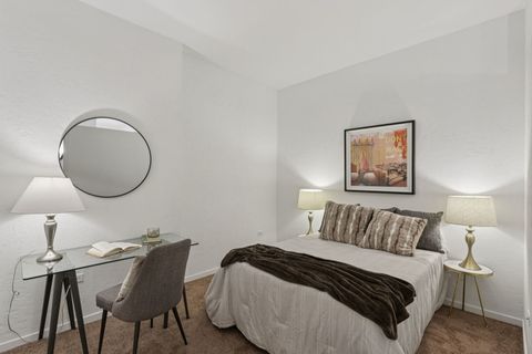 Tiny photo for 807 Davis Street #403, Evanston, IL 60201 (MLS # 12496466)