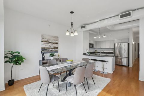 Tiny photo for 807 Davis Street #403, Evanston, IL 60201 (MLS # 12496466)