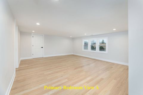 Tiny photo for 8110 Lockwood Avenue, Burbank, IL 60459 (MLS # 12596243)