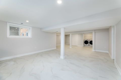 Tiny photo for 8110 Lockwood Avenue, Burbank, IL 60459 (MLS # 12596243)