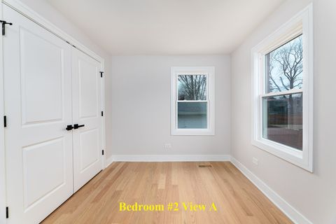 Tiny photo for 8110 Lockwood Avenue, Burbank, IL 60459 (MLS # 12596243)