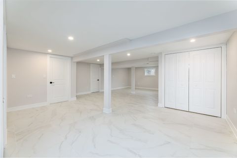 Tiny photo for 8110 Lockwood Avenue, Burbank, IL 60459 (MLS # 12596243)