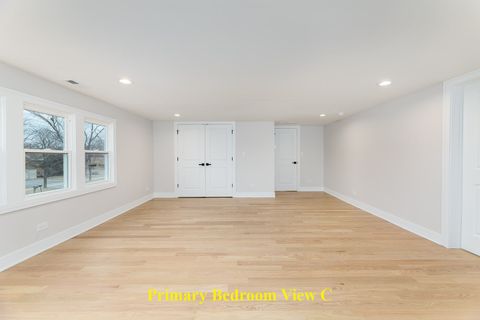 Tiny photo for 8110 Lockwood Avenue, Burbank, IL 60459 (MLS # 12596243)