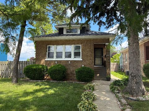 Photo of 1221 20th Avenue, Maywood, IL 60153 (MLS # 12684215)