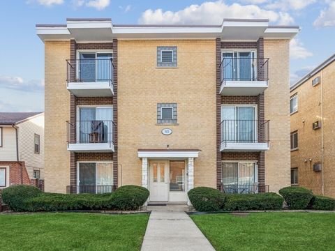 Photo of 905 Graceland Avenue #7, Des Plaines, IL 60016 (MLS # 12610907)